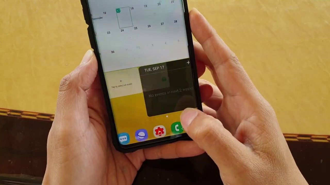 galaxy s10 / s10 : how to show / hide calendar events from google account (holidays)