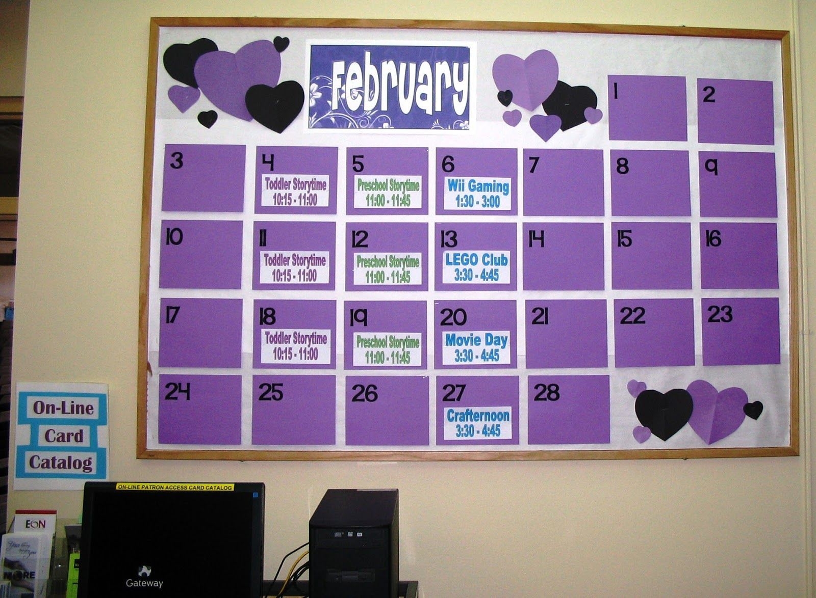 Giant Calendar In Hallway With Upcoming Events | Classroom