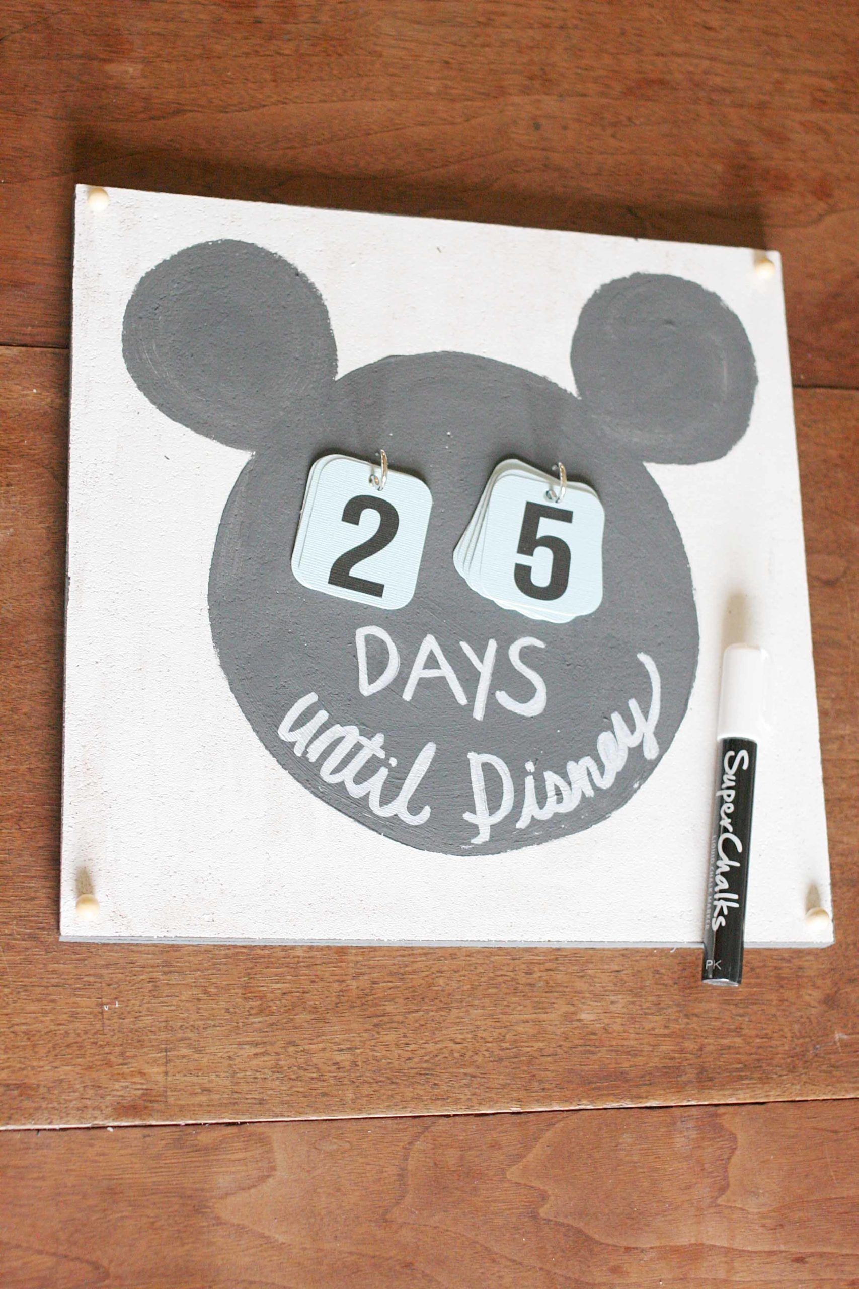 How To Make A Disney Countdown Calendar ( Video Tutorial