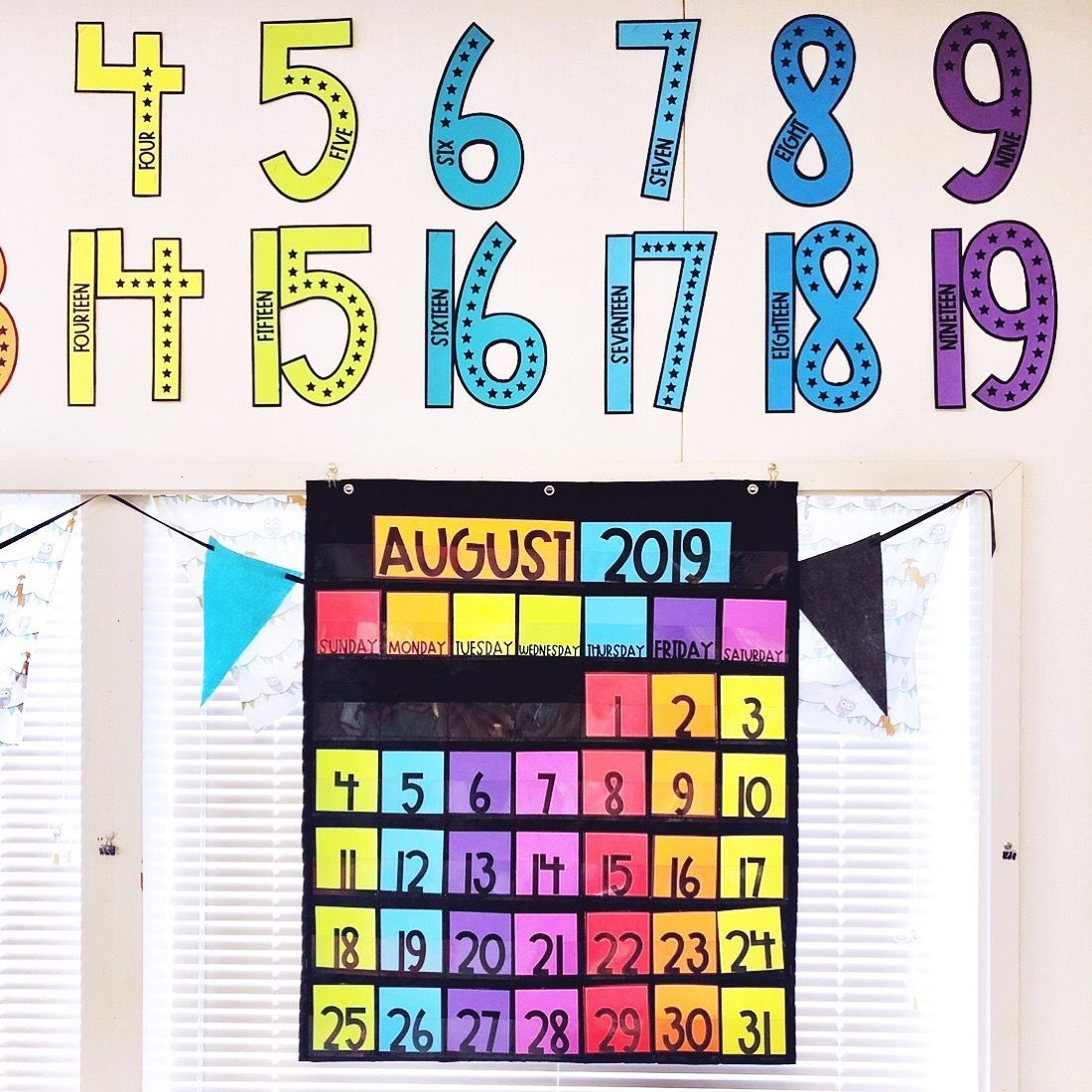 classroom calendar and numbers | classroom calendar